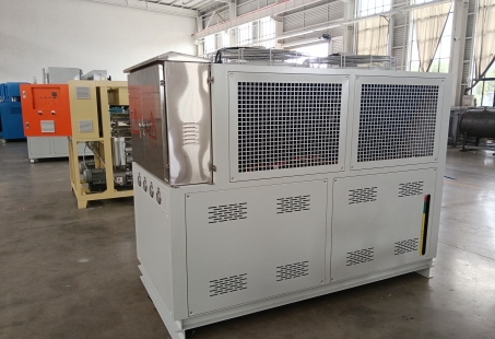 Refroidisseur à air de 75 kW finalisé pour application de revêtement en poudre en extérieur